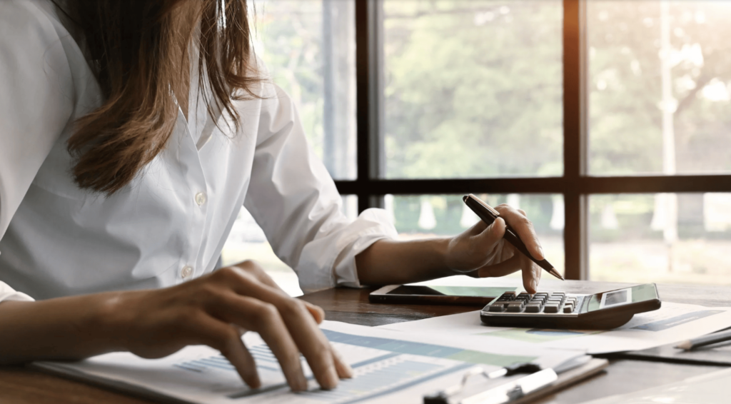 Staying on Top of Your UK Expat Tax Paperwork